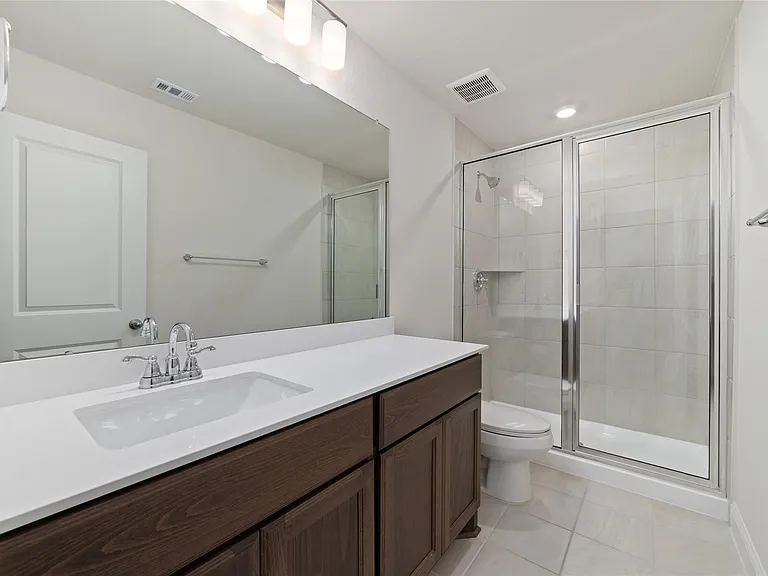 1911 Hickory Grove Ln — Photo 34