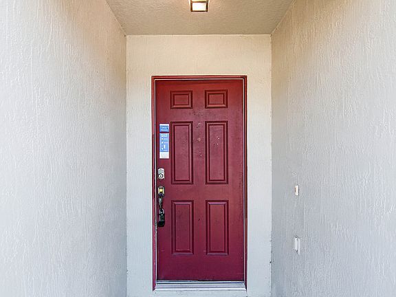 5th image of 3145 Foxglove Ln