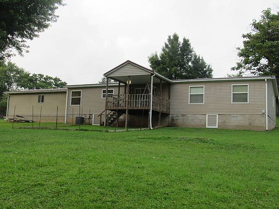 4th image of 494 Pullman Rd