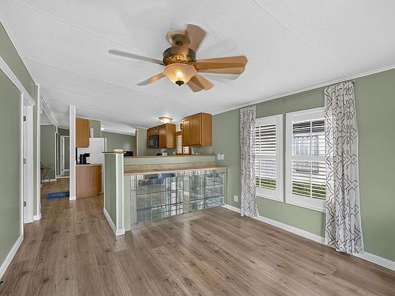 5th image of 3000 SW 51st Street