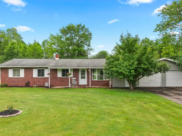 2 Lincolnshire Blvd, Owego, NY 13827