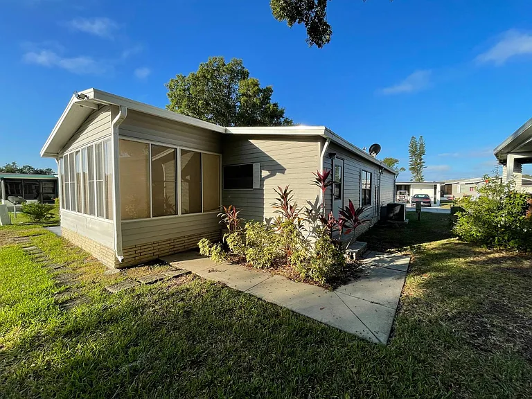 407 Whisper Oaks Dr #407 — Photo 28