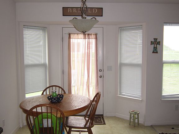 5th image of 6 Rockford Ct