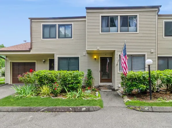 28 Idlewood #28, Bethel, CT 06801