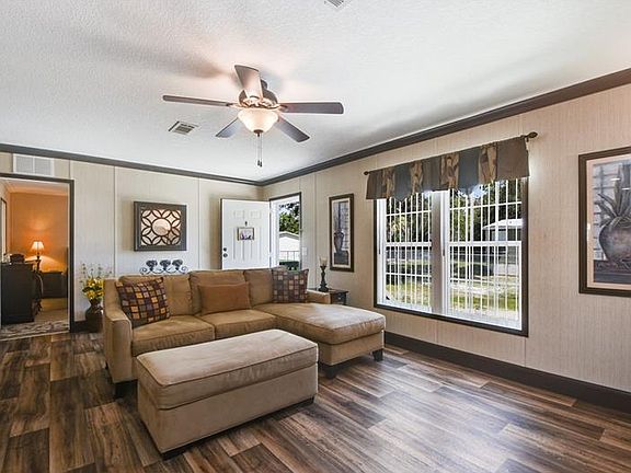 5th image of 4044 Volusia Dr