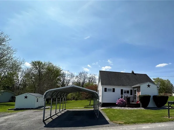 8 Orchard St, Port Byron, NY 13140