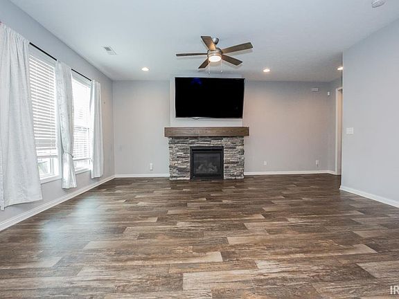 2nd image of 5831 Brookstone Dr