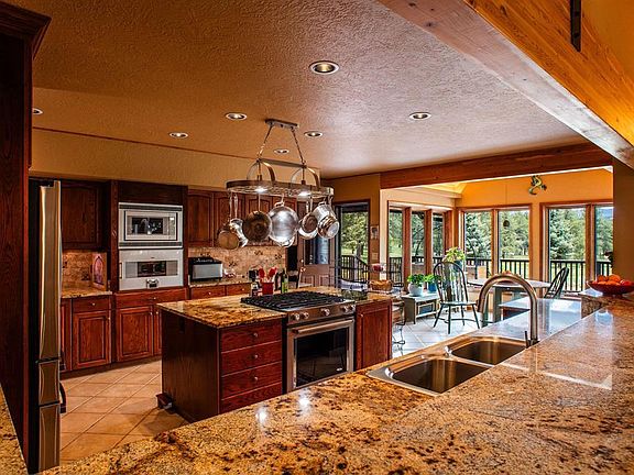 4th image of 2000 Echo Canyon Ranch Lane