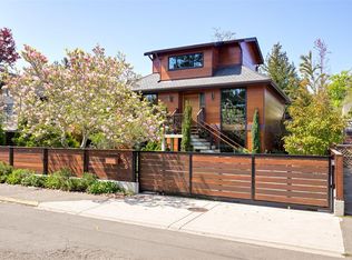 626 Monterey Ave, Oak Bay, BC