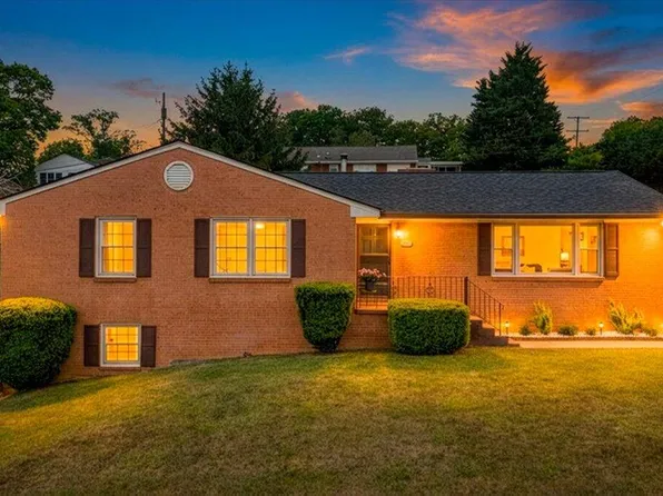 3553 Cedar Ln, Roanoke, VA 24018