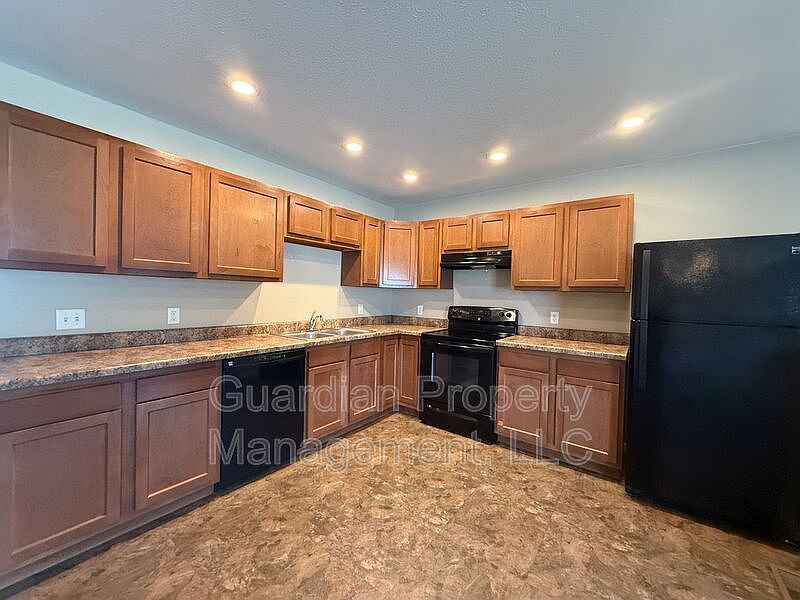 1st image of 519 N Vine St