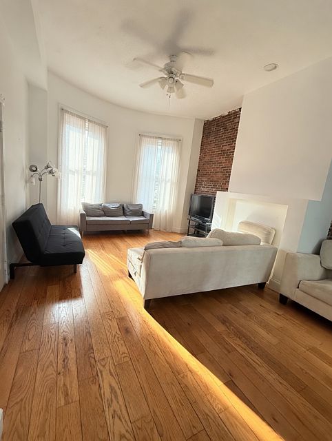 2nd image of 669 Massachusetts Ave #1
