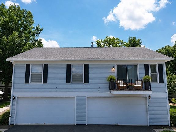 2nd image of 1258 Pembrooke Dr APT D