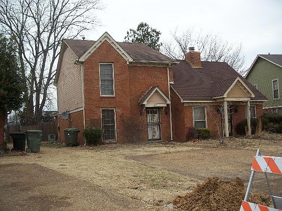 2nd image of 2967 Charlestowne Pl