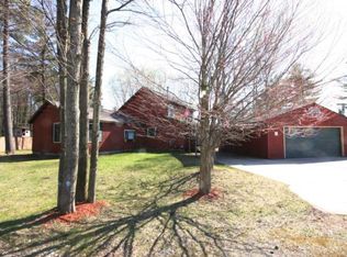 623 W Peterson Dr, Sanford, MI 48657