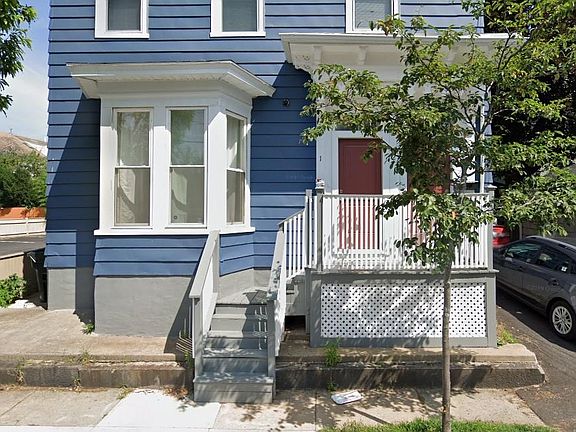 4th image of 11 Grant St #1