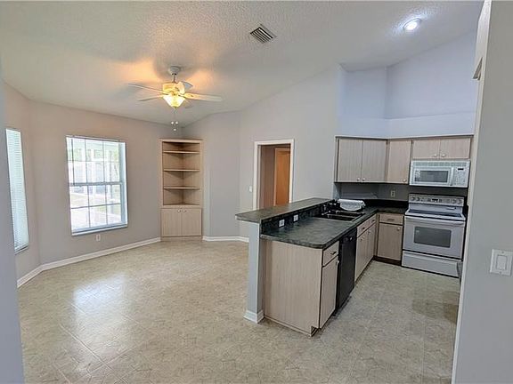5th image of 4565 N Allamandra Dr