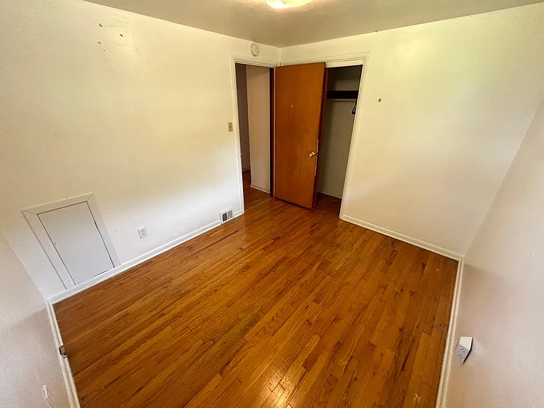 1617 Basil St — Photo 12