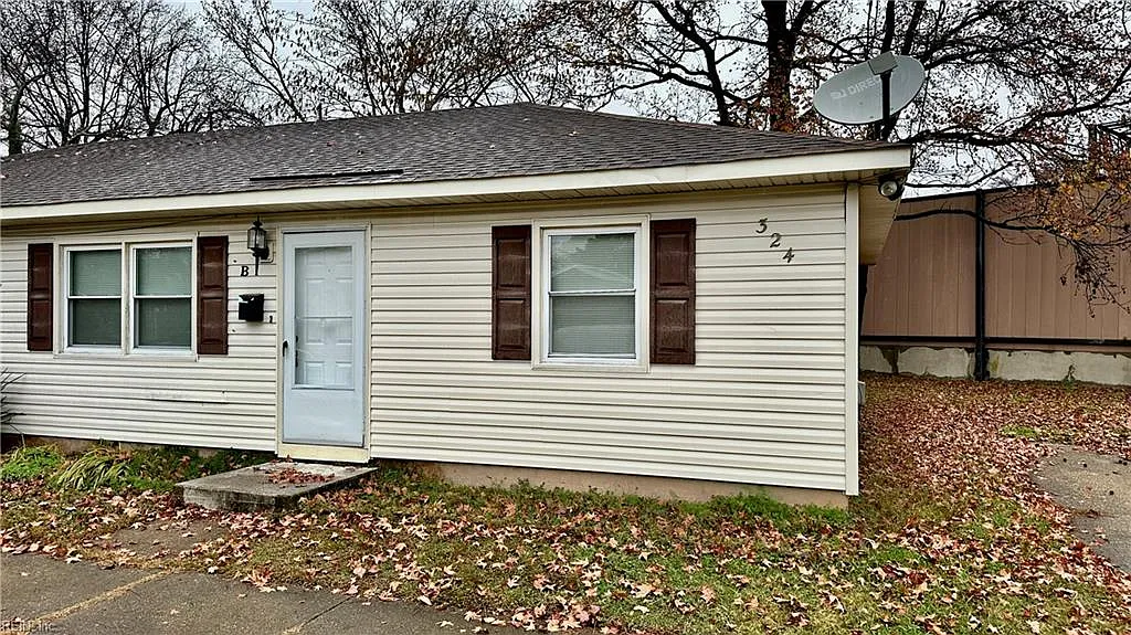 2 bed, 1.0 bath, 900 sqft, $1,600 — Photo 1