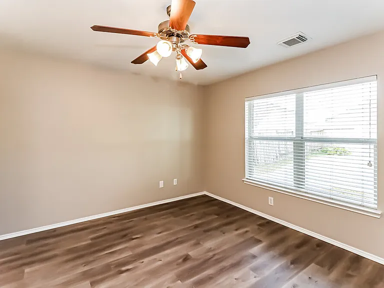 7510 Braeberry Ct — Photo 9