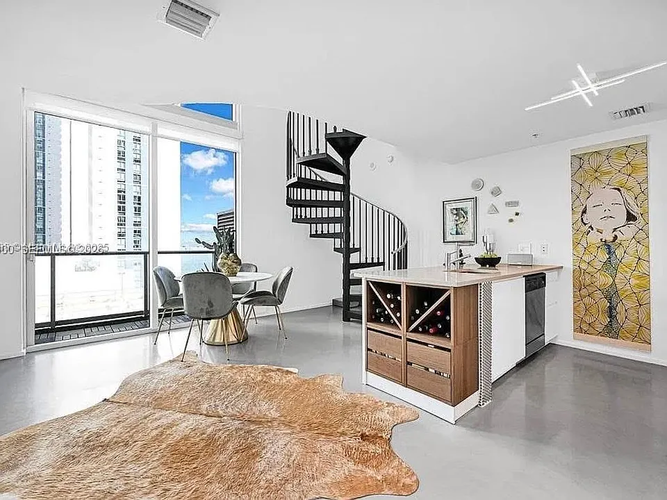 300 S Biscayne Blvd #L-1232