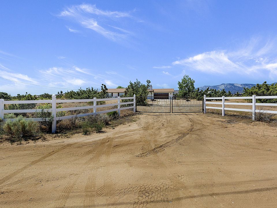 1st image of 3968 Sundown Dr