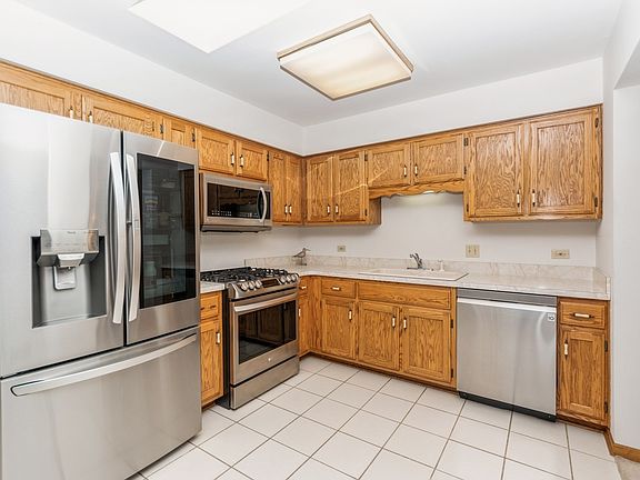 4th image of 17139 Kamp Ct