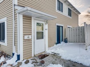1457 Cornell Ct, Hoffman Estates, IL 60169