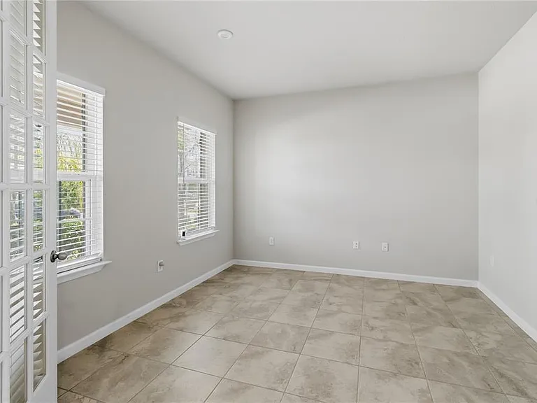 5581 Vigo Loop — Photo 4