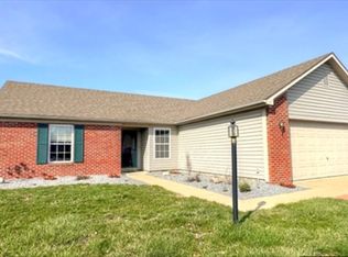 1050 Springwater Rd, Kokomo, IN 46902