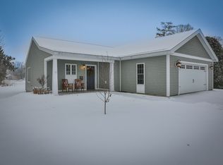 8 Walker St, Concord, NH 03301