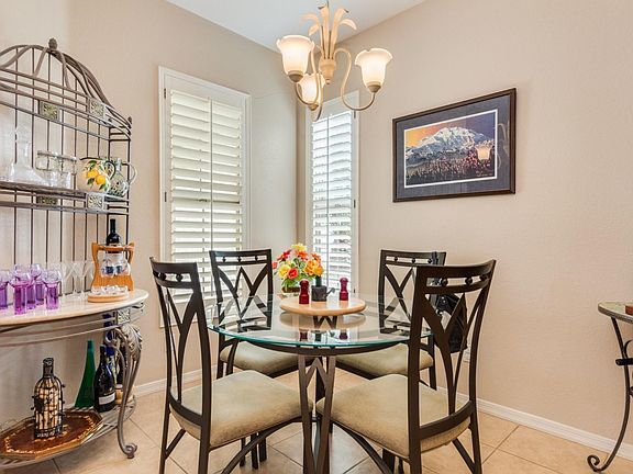 5th image of 3022 E Peach Tree Dr