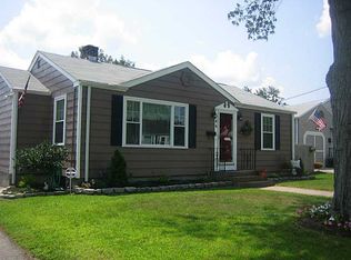146 Omaha Blvd, Warwick, RI 02889