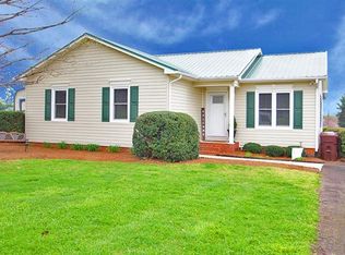 1353 Pear Dr #28, Conover, NC 28613