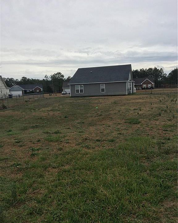 1st image of 152 Cavalier Dr