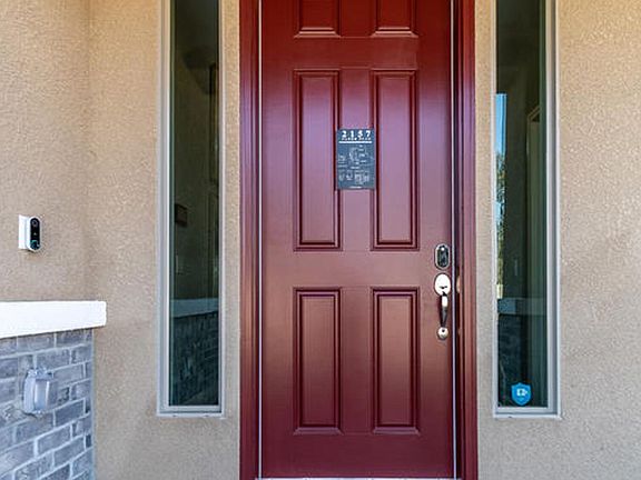 3rd image of 1027 E Seeger Avenue
