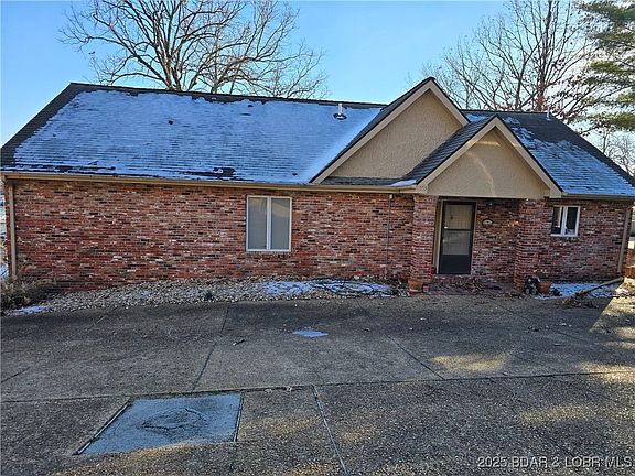 2nd image of 553 Imperial Point Dr