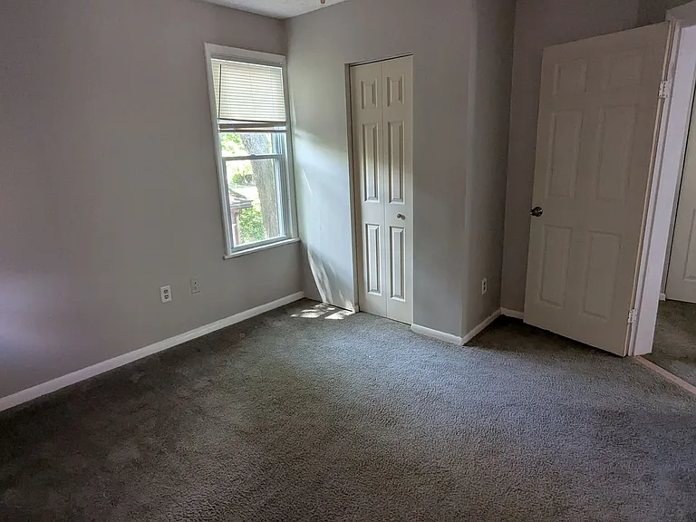 498 Gage St — Photo 22