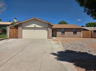 210 Monte Largo Dr NE, Albuquerque, NM 87123
