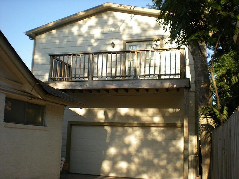 1st image of 1601 Park Garage Apt St