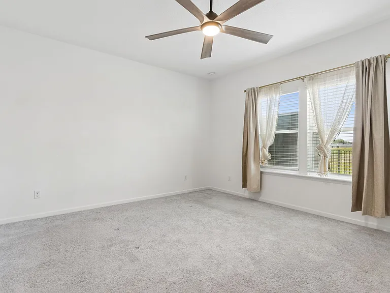 3012 Granary Park Ave — Photo 10