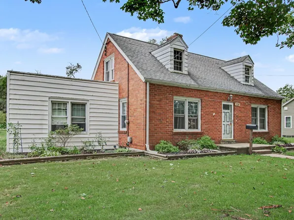 220 S Douglas St, Bronson, MI 49028