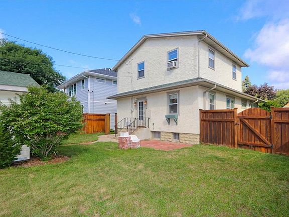 2nd image of 2036 Goodrich Ave