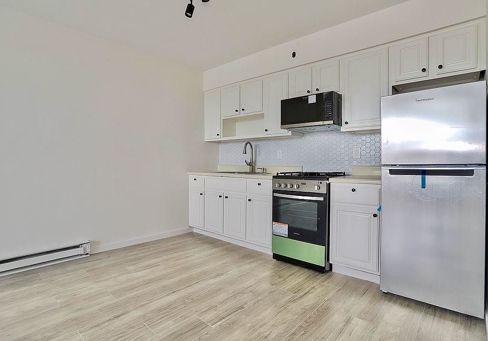 1st image of 502 Central Ave APT D1