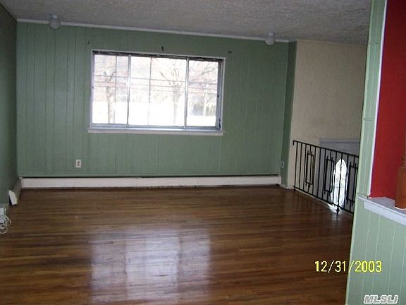 2nd image of 846 Broadway