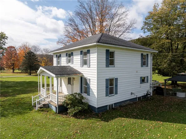 299 County Road 16, Painted Post, NY 14870