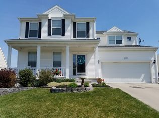 2109 Quartz Dr, Papillion, NE 68046