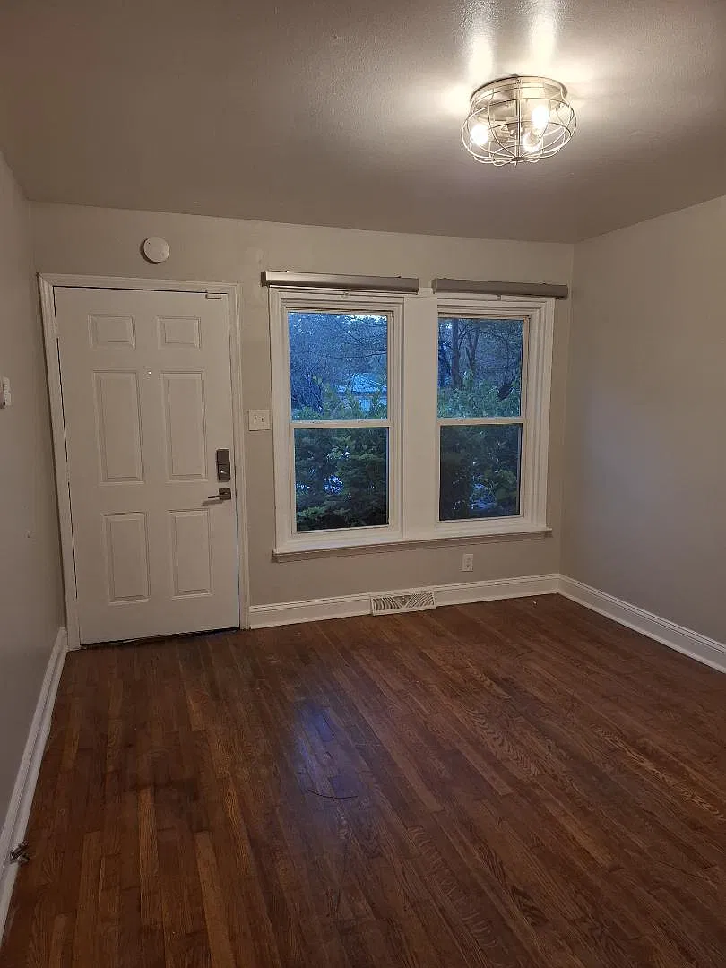1125 Mulberry Avenue — Photo 3