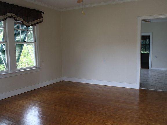 5th image of 501 Chipley Ave