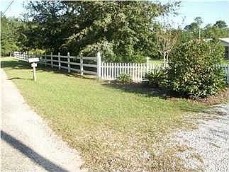 3rd image of 7535 Bridle Pines Ln